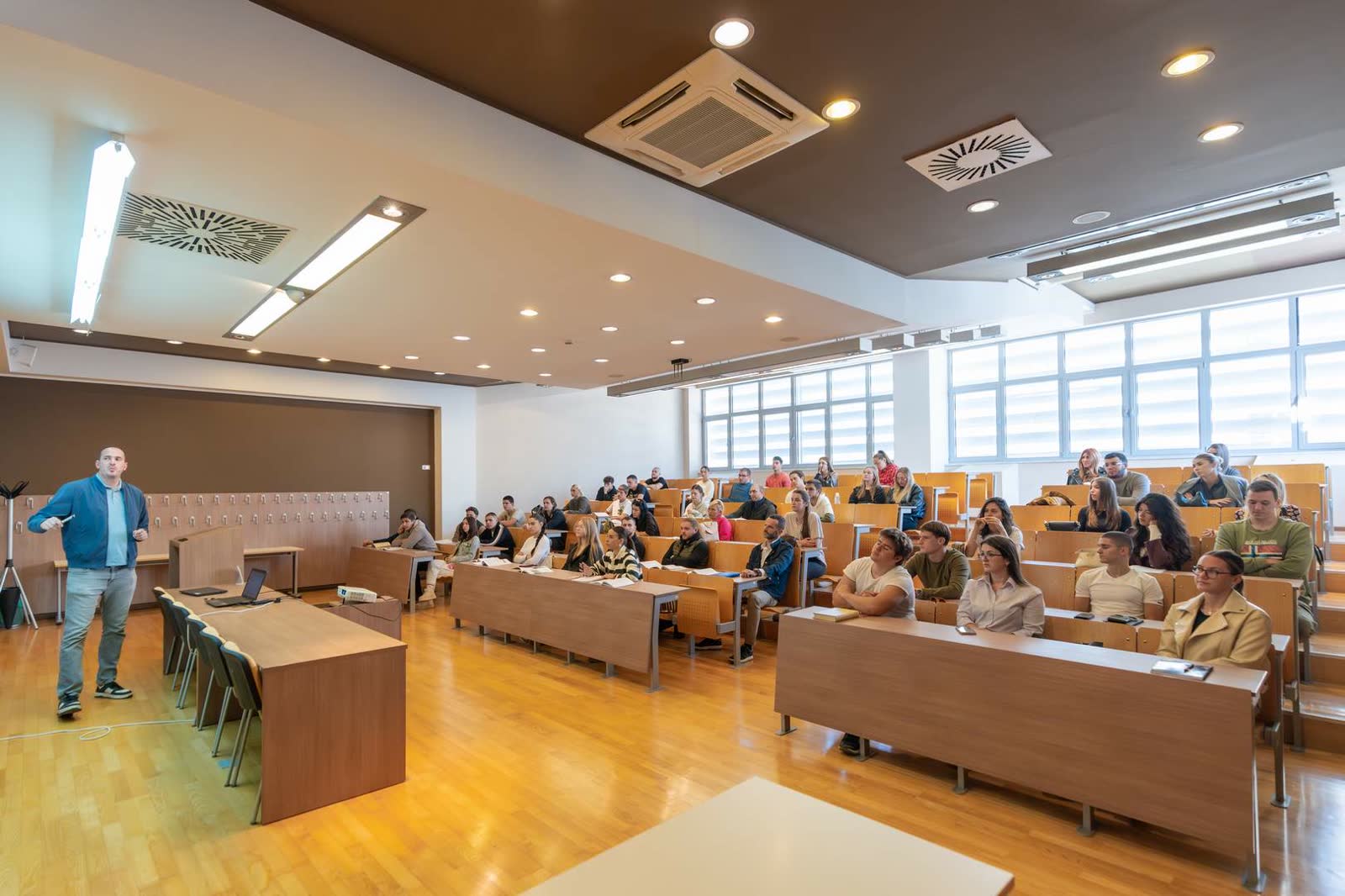 Akademija znanja Budva - sala
